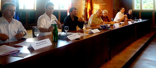 Das Podium am 22.august im Rathaus